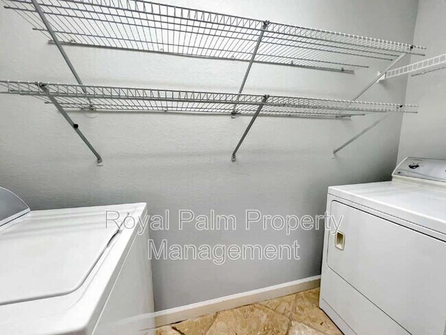 Building Photo - 13110 Bella Casa Cir