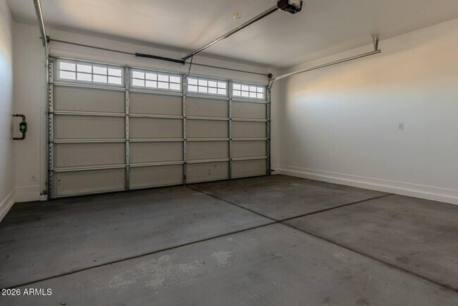 Building Photo - 3830 S 64th Dr