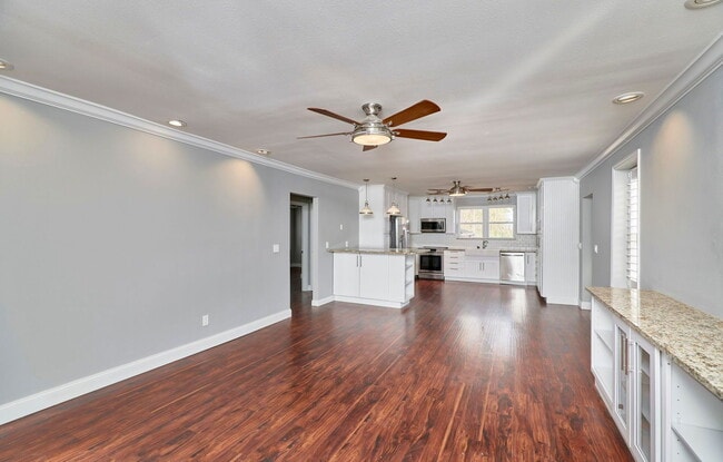 Building Photo - 1037 Prigge Rd