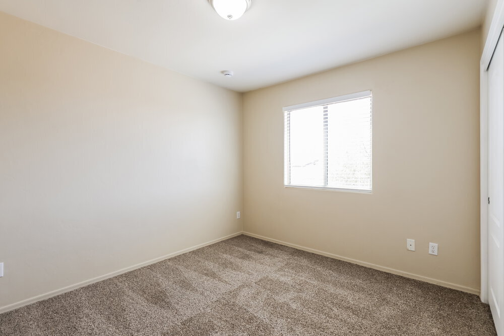 Building Photo - 5562 S Lemon Tree Dr