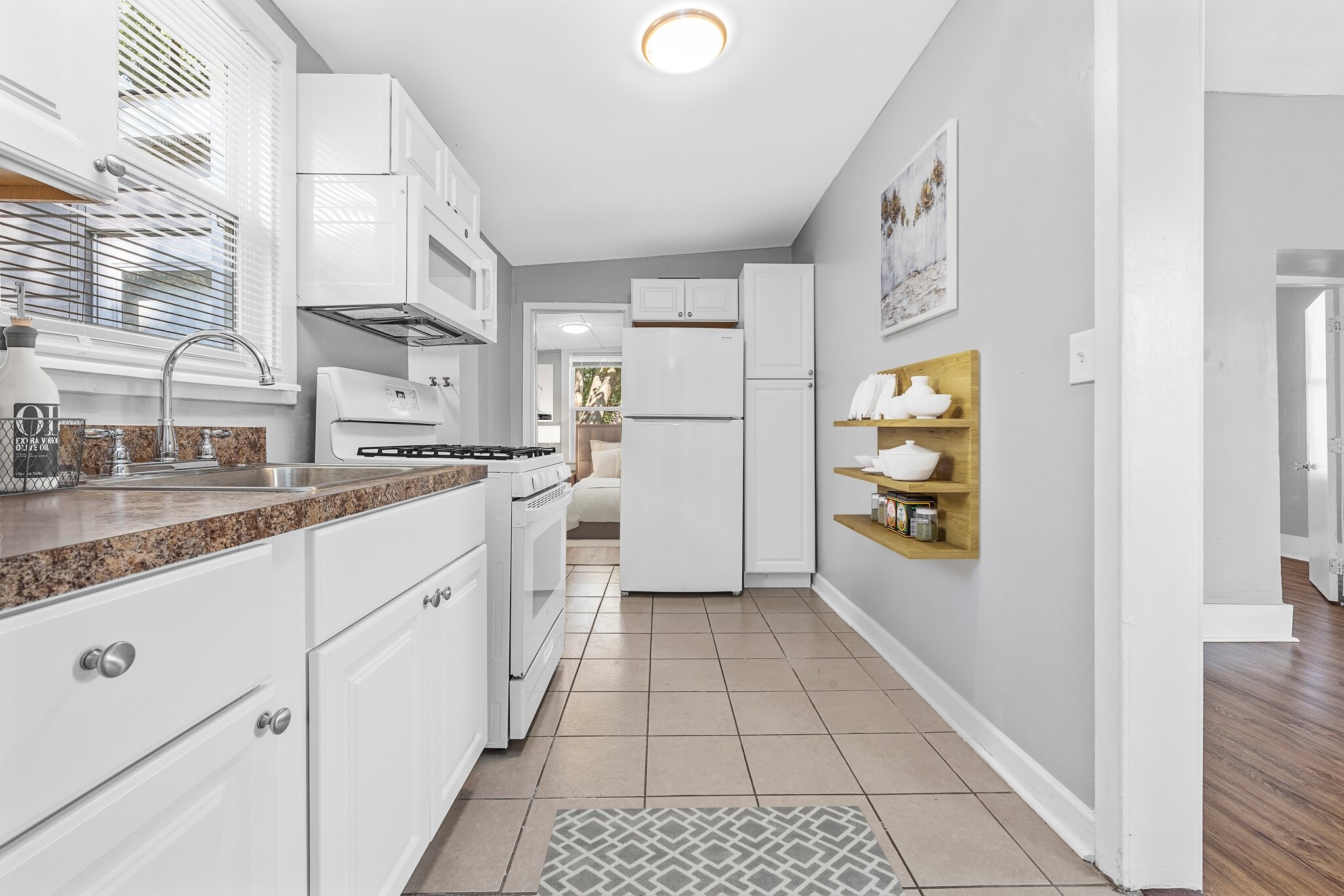 Building Photo - 2345 Gaebler Ave