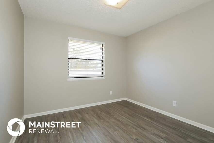 Building Photo - 301 Highland Ave