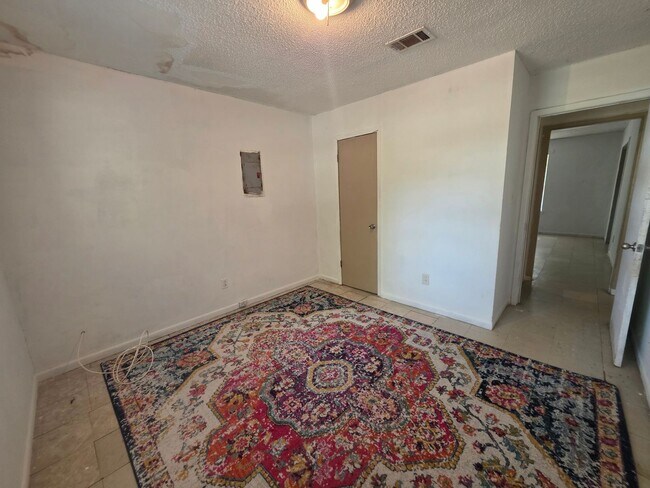 Building Photo - 6710 Gulley Ln