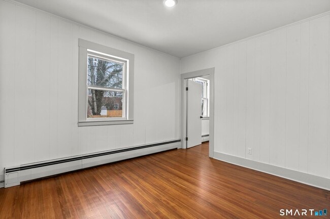 Building Photo - 26 Water St