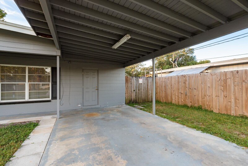 Building Photo - 1714 W Fern St