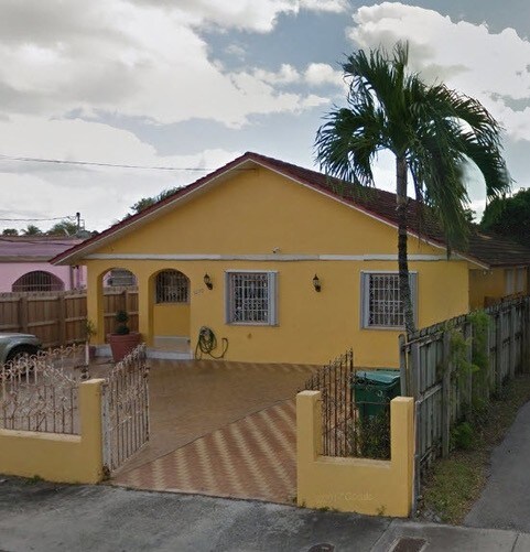 Building Photo - 1386 NW 28th St