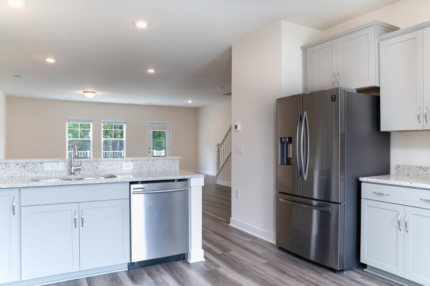 Kitchen - 3225 Gannet Ln
