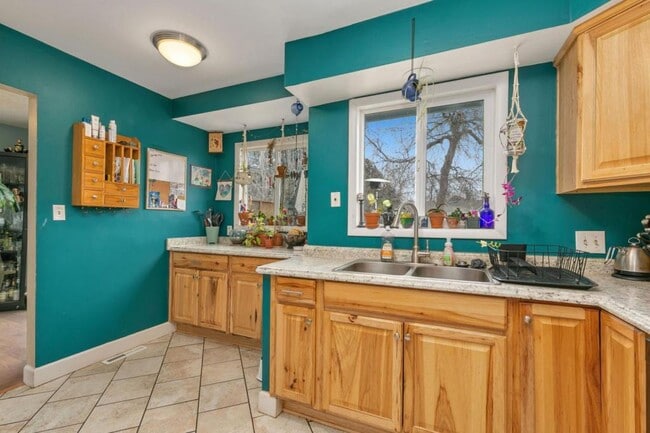 Building Photo - 309 Mae St