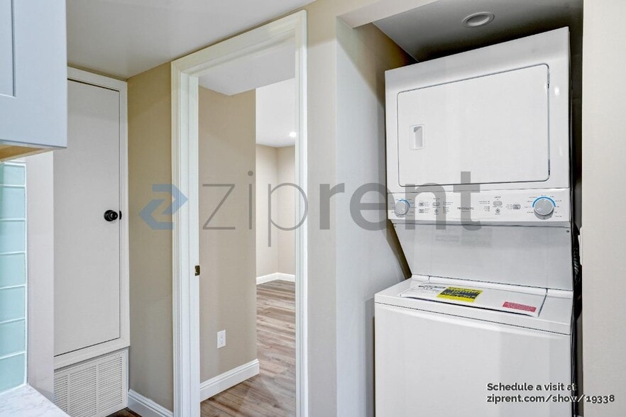 Building Photo - 2 Ocean Grove Ave