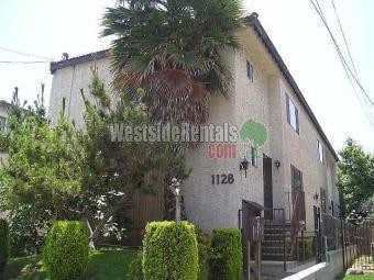Building Photo - 1128 W Shorb St