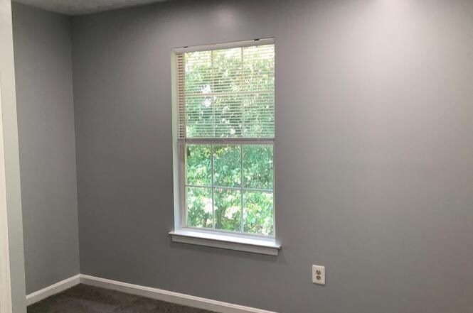 Building Photo - 659 Realm Ct W