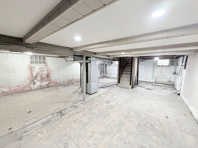 Building Photo - 1712 N Pearl St