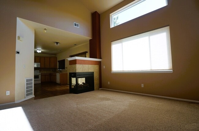 Building Photo - 3460 E 140th Ave
