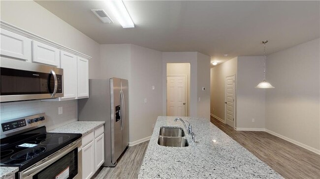 Building Photo - 4048 Kingsbrook Blvd
