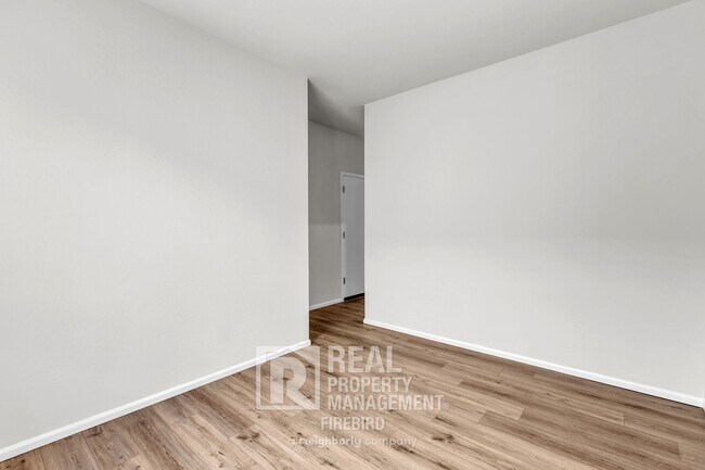 Building Photo - 17939 W Calle Lejos