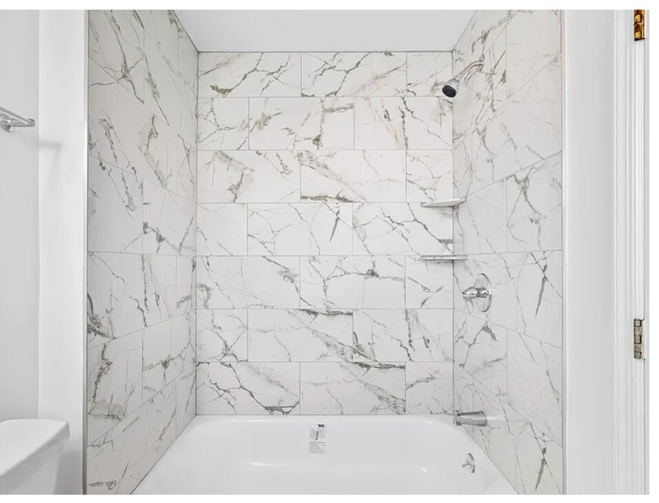 Building Photo - 1586 Garden Ct