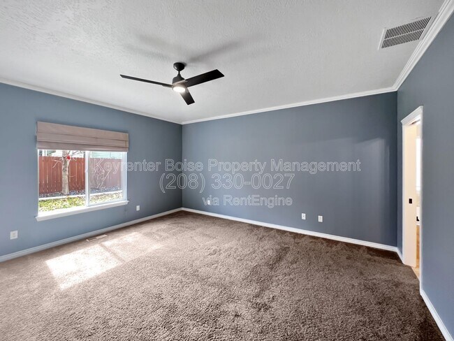 Building Photo - 345 E Kite Dr