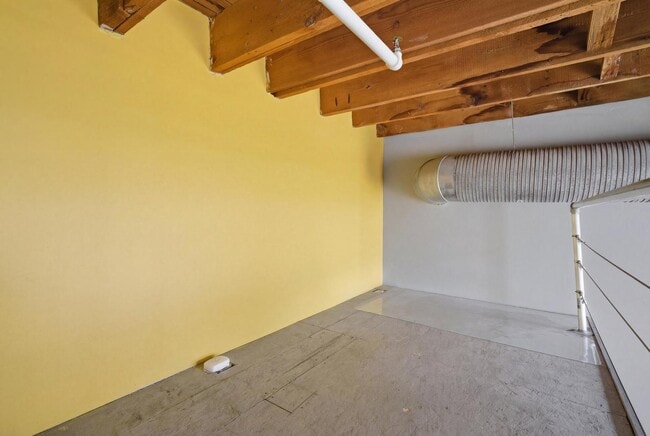 Building Photo - 417 S Jefferson St