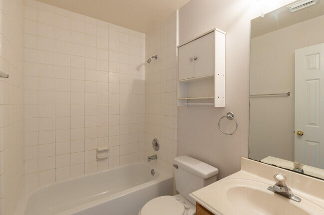 Building Photo - 21812 Whispering Forest Dr