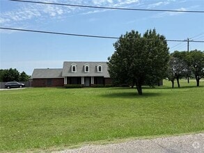 Building Photo - 2621 Taylor Blvd
