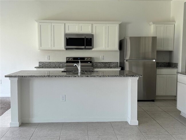 Building Photo - 2669 Buttercup Ave