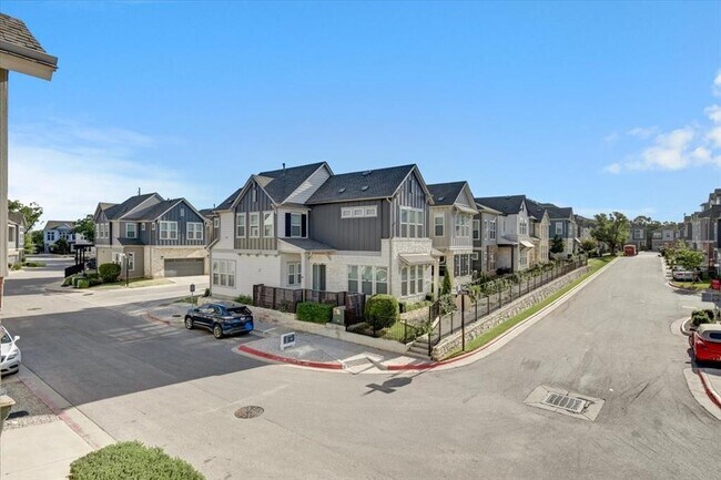 Building Photo - 13700 Cibolo Trace