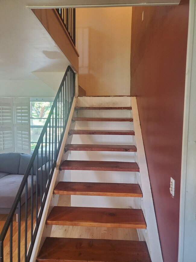 staircase - 5834 Bowcroft St