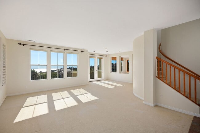 Building Photo - Exclusive Pelican Ridge Home.