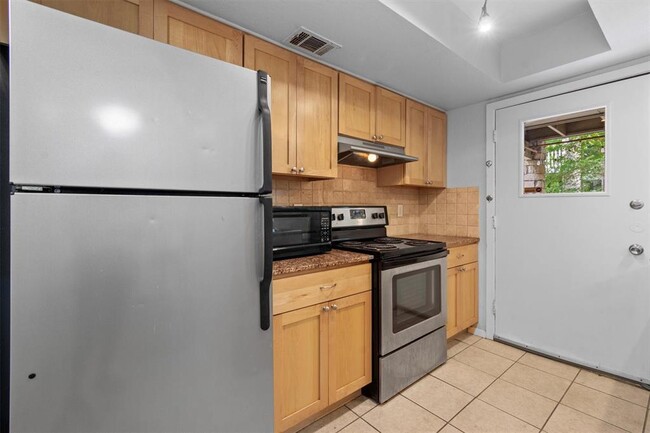 Building Photo - 3627 Menchaca Rd