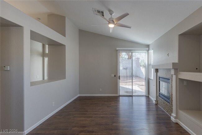 Building Photo - 167 Mountainside Dr