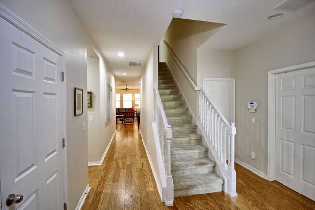 Building Photo - 7973 Pleasant Pine Cir