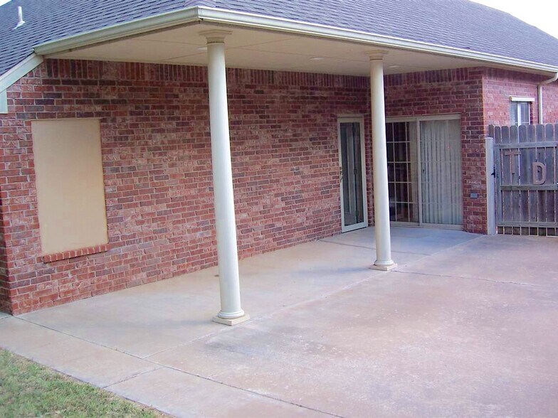 Come onto the relaxing patio from the dining or master area - 2503 Willow Spring Dr