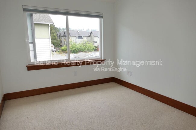 Building Photo - 913 NW 51st St