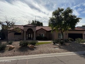 Building Photo - 2537 E Lupine Ave