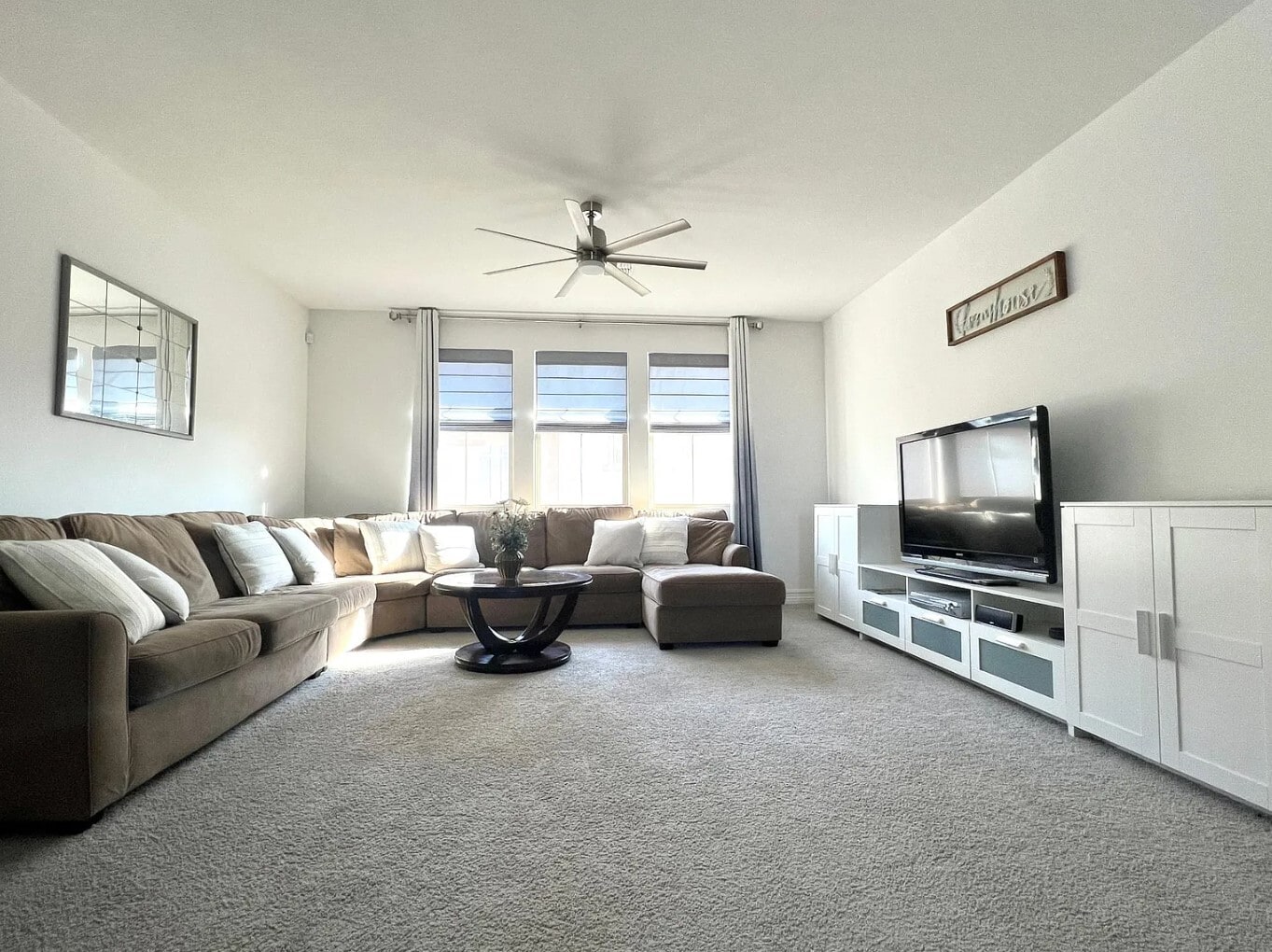 Building Photo - 3649 E Pinto Dr