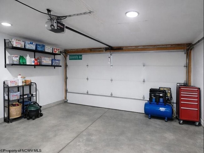 Building Photo - 1340 Headlee Ave