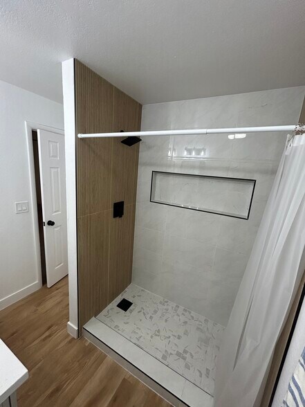 Building Photo - 3790 Shirebrook Dr