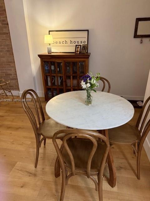 Building Photo - 1300 Lincoln Rd