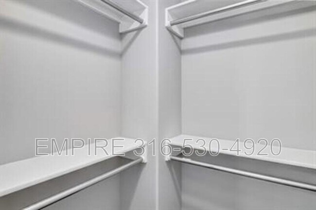 Building Photo - 4775 E 45th St N