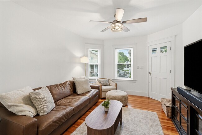 Building Photo - 31 Quimby St