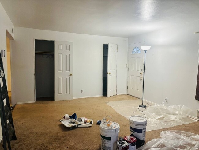 Building Photo - 89 Manila Ave