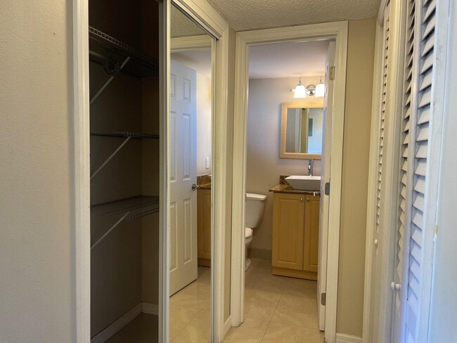 Building Photo - 608 SW Natura Blvd