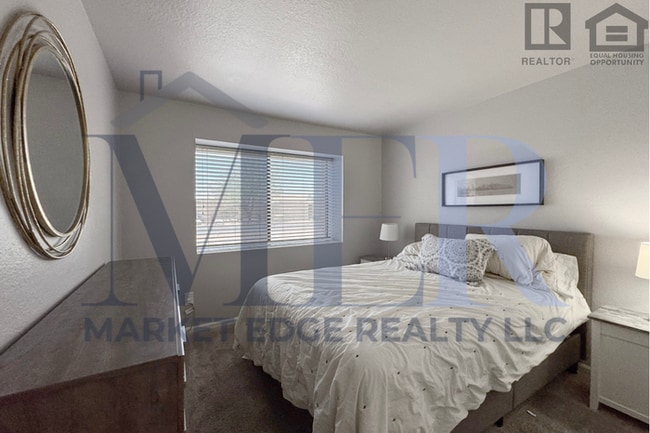 Building Photo - 2Bed/2Bath Furnished Home in Tucson! $199 ...