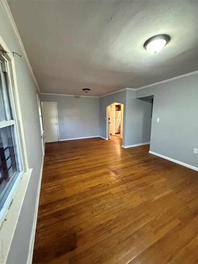 Building Photo - 109-11 225th St