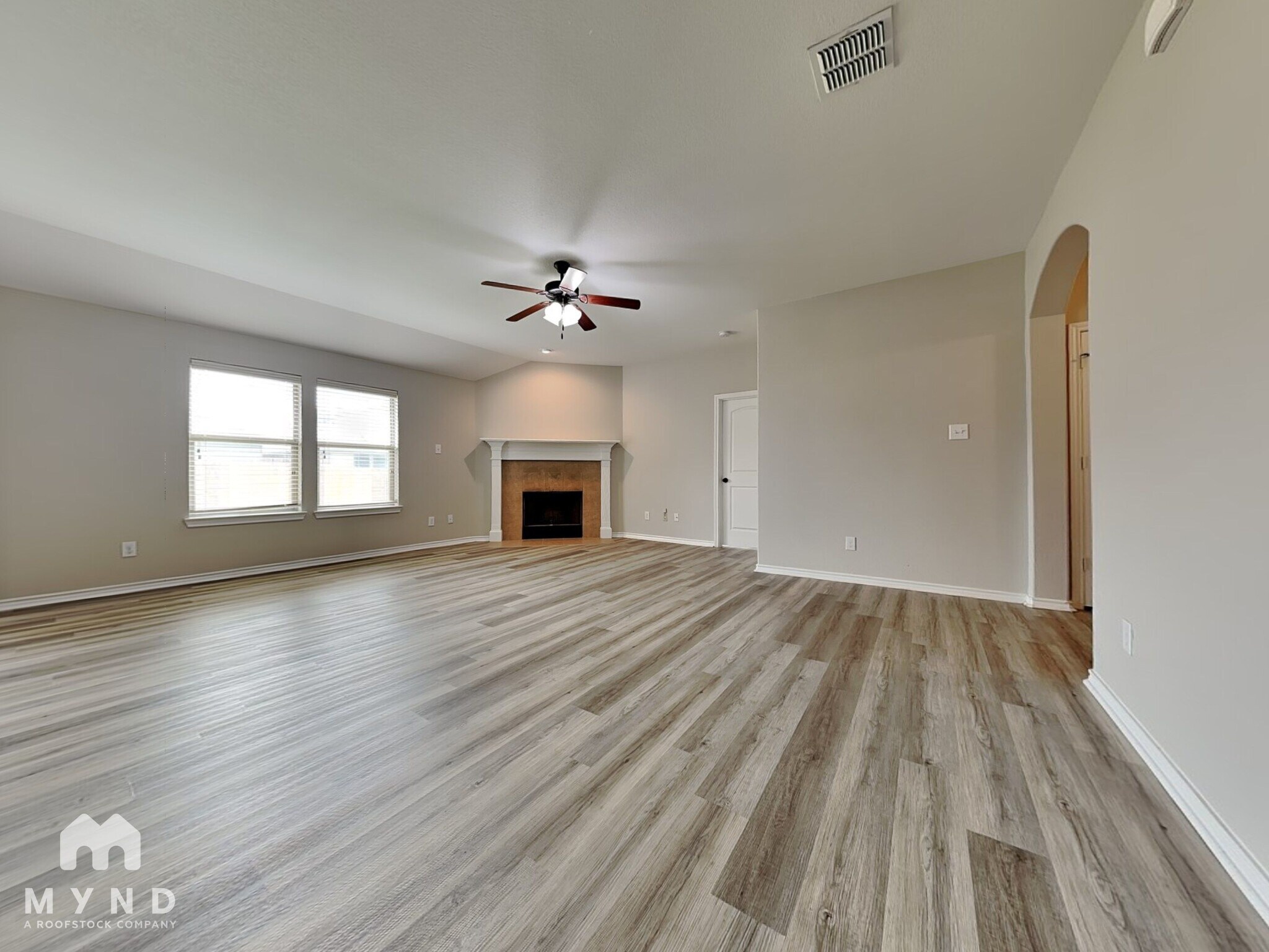 Building Photo - 126 Liberty Way