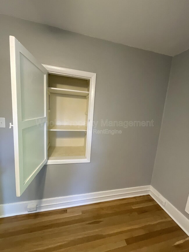 Building Photo - 4909 Beach Ct