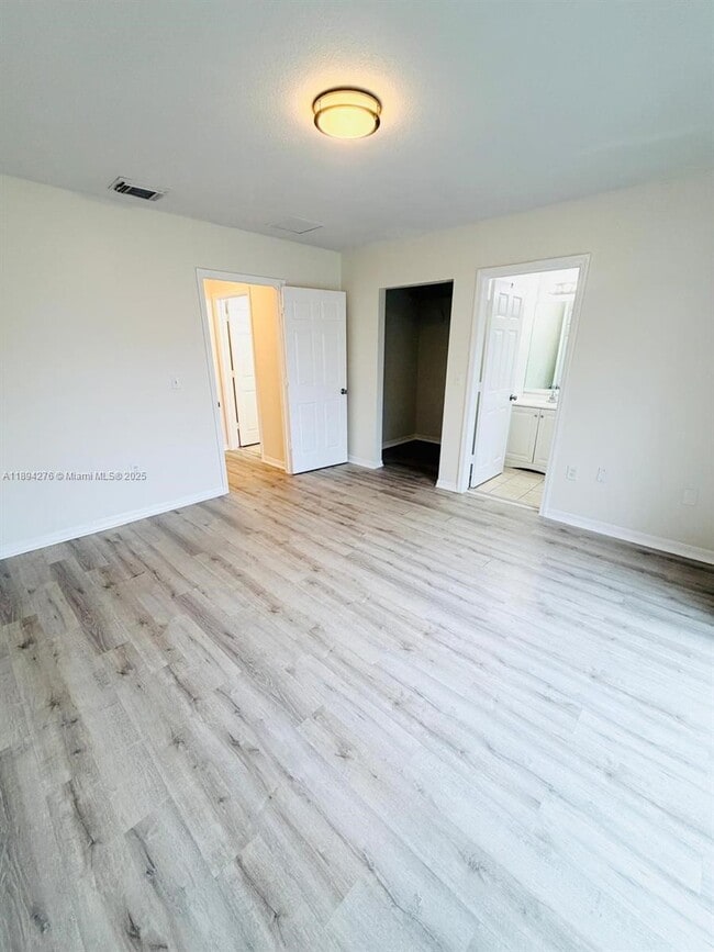 Building Photo - 26323 SW 135th Pl