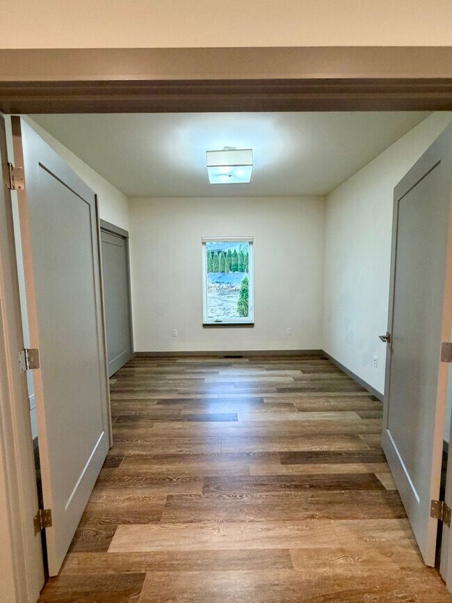 Building Photo - 4503 Tayhill Wy