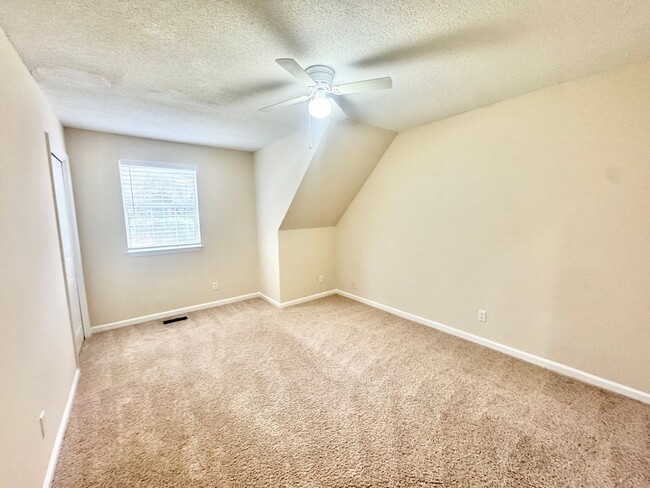 Building Photo - 4 Bedroom Home in Georgetown – Savannah, GA