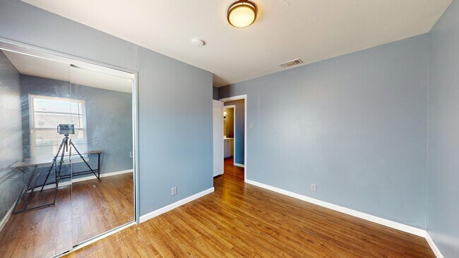 Building Photo - 7107 Westshire Dr